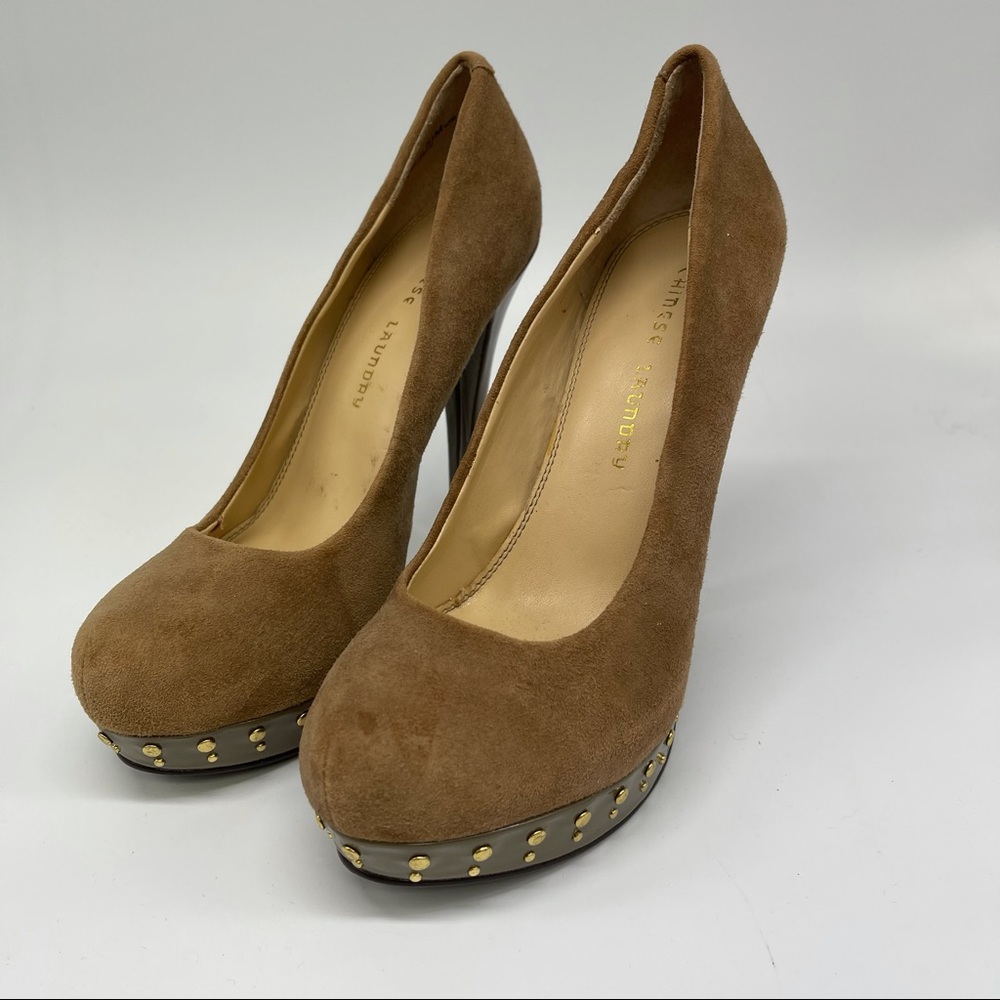 Chinese Laundry, Platform Heels. Size 6.5M. In good used condition!